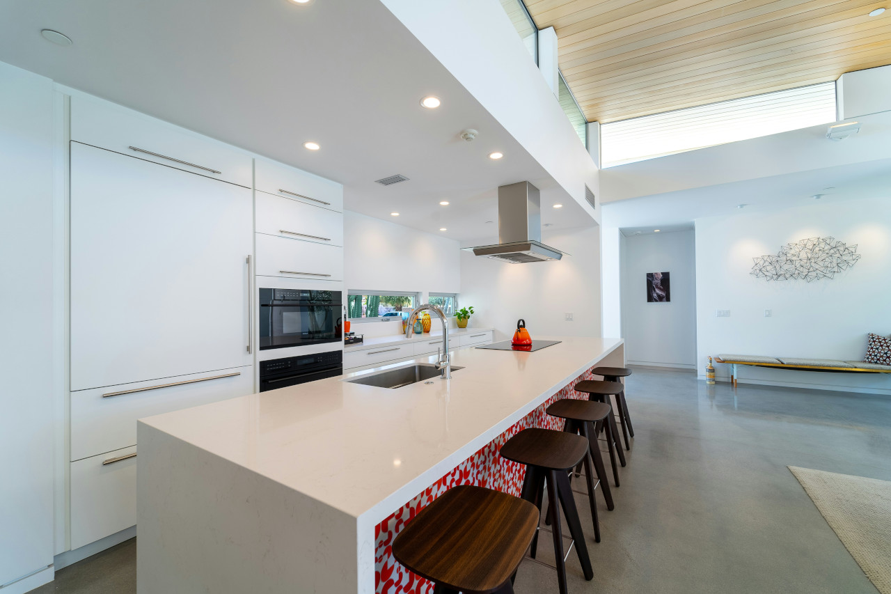 Trendy Minimalist California Kitchen Without Open Shelving -- Photo Courtesy of Cesar Cid, Real Estate Photographer